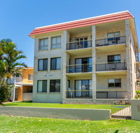 Enjoy the sea breezes from the balcony - Boyd St Woorim - Tourism Noosa