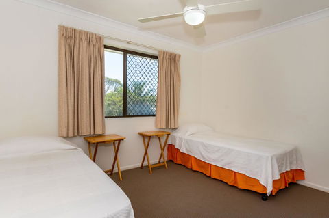 Spacious Unit Overlooking Moreton Bay - Boyd St, Woorim - Tourism Noosa 2