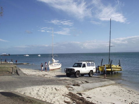 First Floor Unit Close To Shops, Park And Waterfront! - Tourism Noosa 19
