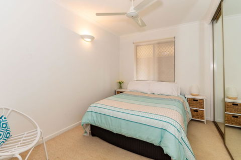 Spacious Family Unit With Incredible Views. - Tourism Noosa 7