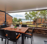Spacious Family unit with Incredible views. - Tourism Noosa