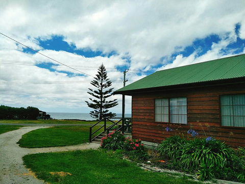 Baudins Accommodation And Restaurant - Tourism Noosa 17