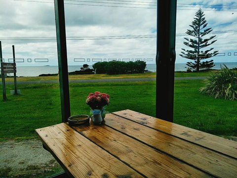 Baudins Accommodation And Restaurant - Tourism Noosa 19