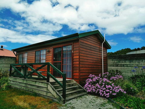 Baudins Accommodation And Restaurant - Tourism Noosa 15