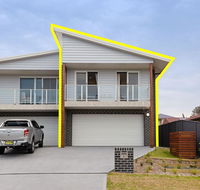 'Birubi Breezes' 2/7 Fitzroy St - Large Duplex with Air Conditioning WIFI  only 5 minute walk to the beach - Tourism Noosa