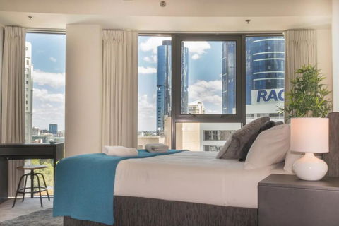 1 Bedroom Studio Apartment Near Eagle Street - Tourism Noosa 3