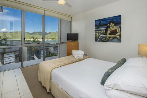 1 Bright Point Apartment 1405 - Tourism Noosa 2