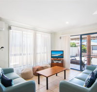 1/54 Parkes Airconditioned - Tourism Noosa