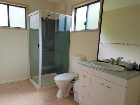 10 Naiad Court -Beach Retreat In The Bush - Tourism Noosa 0