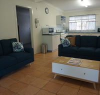 11 Bomburra Court - Rainbow Beach Comfortable Beach House Plenty of boat parking - Tourism Noosa
