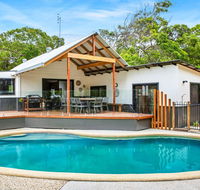 11 Naiad Court - Rainbow Shores Fantastic Family Retreat Swimming Pool 200m to beach Free Wi-Fi - Tourism Noosa