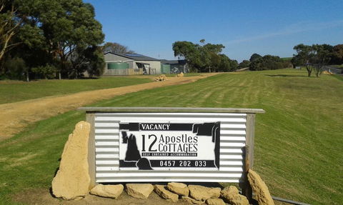 12 Apostles Cottages - Tourism Noosa 1