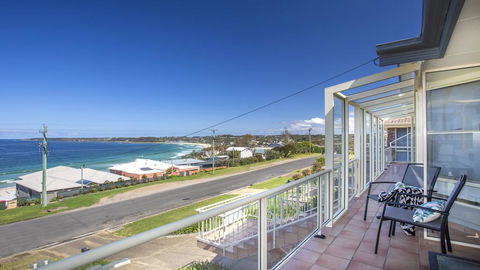 143 Mitchell Pde - Magnificent Outlook - Tourism Noosa 0