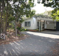 15 Belle Court - Modern architect designed open plan holiday home with outdoor shower - Tourism Noosa