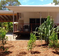 15 Esprit Drive - Rainbow Shores Gorgeous Modern Beach House - Tourism Noosa