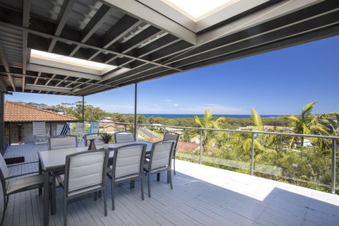 17 Canberra Crescent - Prestige Views At Burrill Lake - Tourism Noosa 3