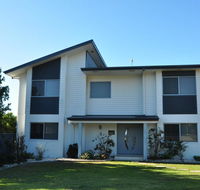 21 Tingira Close - Family home in a quiet street enjoying ocean views - Tourism Noosa