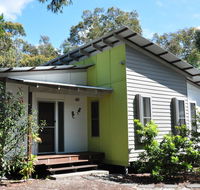 24 Esprit Drive - Beach home with open plan living and walking distance to beach - Tourism Noosa