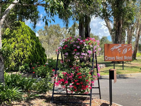 Crows Nest Motel - Tourism Noosa 0