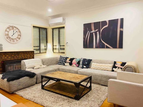 D139 Norfolk Cottage Stay - Tourism Noosa 4