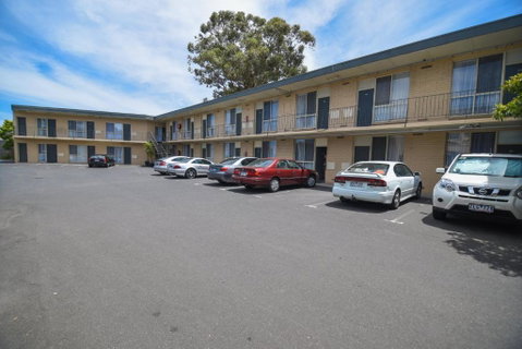 Dandenong Motel - Tourism Noosa 2