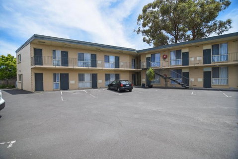 Dandenong Motel - Tourism Noosa 1