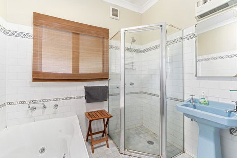 3 Sisters Blue Mountains Cottage - Tourism Noosa 3