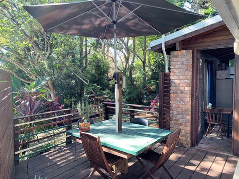 305 Montville - The Artist's Cottage - Tourism Noosa 2