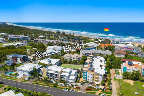 3BR Coolum Beach Escape , Courtyard, Pool, Spa, Tennis - Tourism Noosa 3