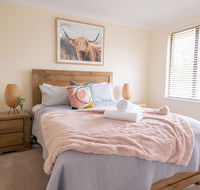 42 Rosemary Lane - Central Orange - Spacious Family Home - Quiet Lane - Tourism Noosa