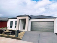 Book Tarneit Accommodation Vacations Tourism Noosa Tourism Noosa