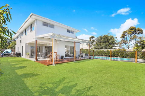 53 Northbeach Place, Mudjimba - Tourism Noosa 2