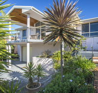 58 Seaview St - Summer Days - Tourism Noosa