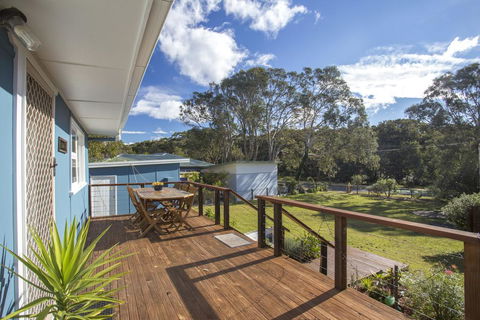 681 Murramarang Rd - Retro Beach Cottage - Tourism Noosa 1