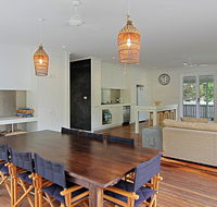 77 Butler Street Byron Bay - Lantana Beach House - Tourism Noosa