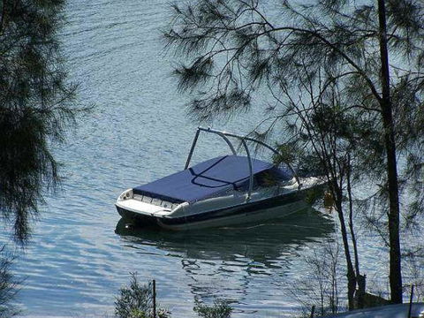 9 Hayward St - Stay Lakeside - Tourism Noosa 3