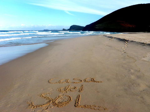 A Casa Del Sol - Tourism Noosa 3