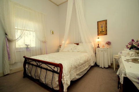 A Miner's Rest - Tourism Noosa 3