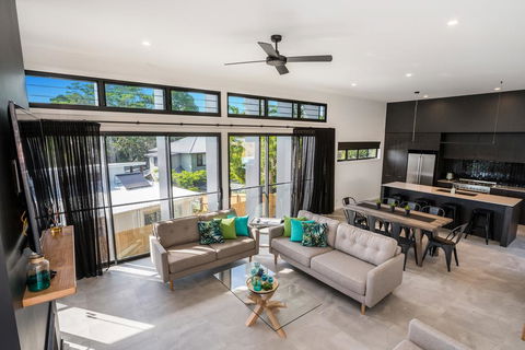 A PERFECT STAY - Wollumbin Haus Byron - Tourism Noosa 3