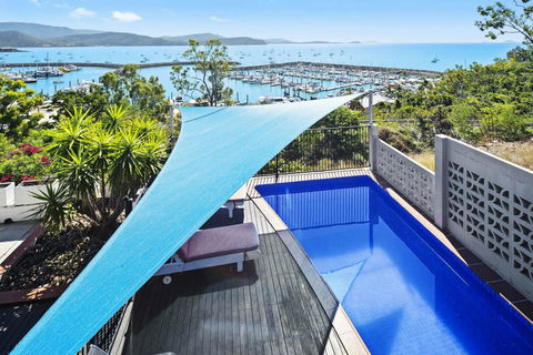 A Point Of View - Tourism Noosa 2