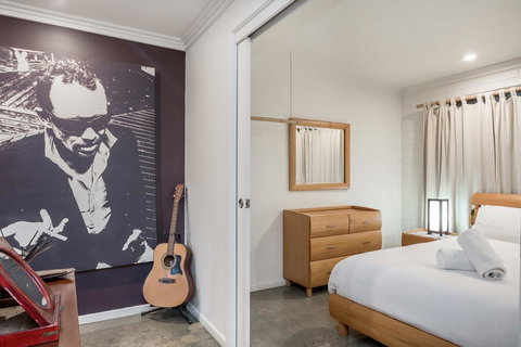 A SWEET ESCAPE - Brandon St Beach & Spa - Tourism Noosa 1