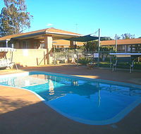 Aaron Inn Motel - Tourism Noosa