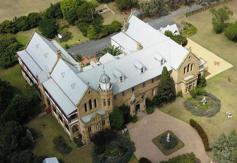 Abbey Boutique Hotel Formerly Abbey Of The Roses - Tourism Noosa 0