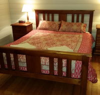 About Town Cottages - Tourism Noosa