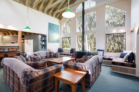 Absinthe - Tourism Noosa 2