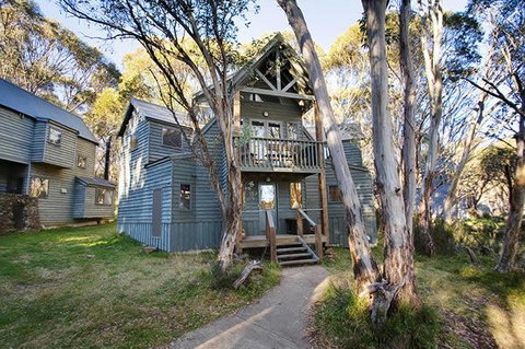 Absinthe - Tourism Noosa 0