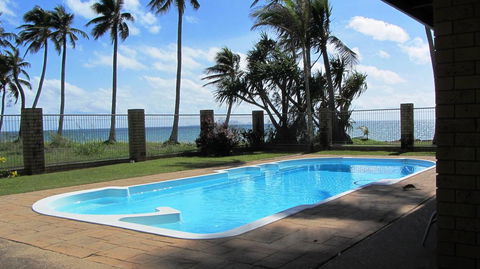 ABSOLUTE BEACH FRONT MACKAY - Comfort Resort Blue Pacific - Tourism Noosa 1
