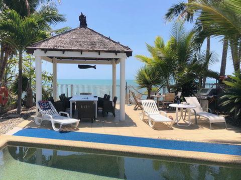Absolute Beach Frontage, Family Friendly, Home Away From Home - Tourism Noosa 0
