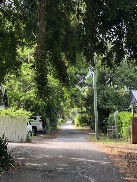 Absolute Beach Frontage, Family Friendly, Home Away From Home - Tourism Noosa 2