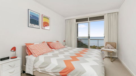 ABSOLUTE BEACHFRONT - FRANKSTON - Tourism Noosa 3